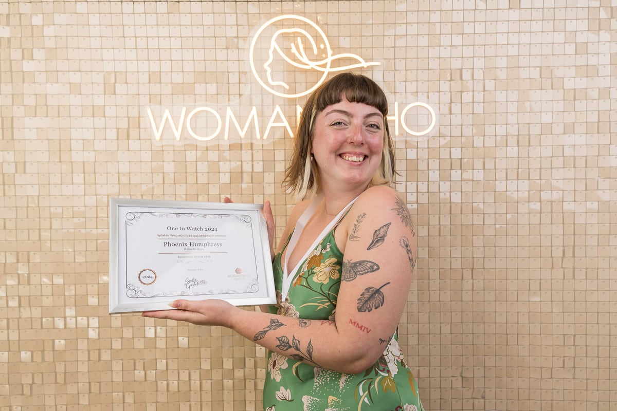 Phoenix Humphreys -Woman Who Solopreneur Awards